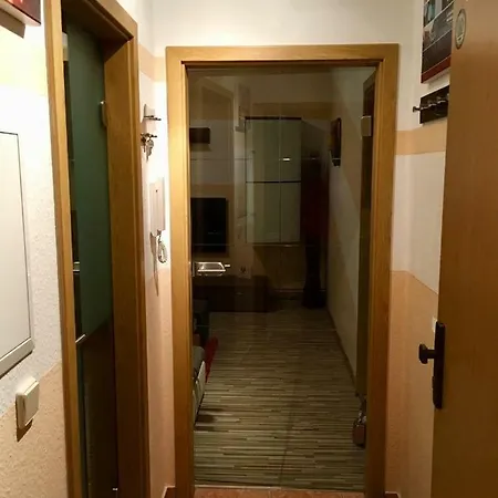 Linde Franke Apartment *
